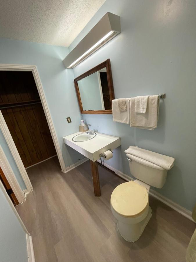 Pinelodge Motel Baxley Eksteriør billede