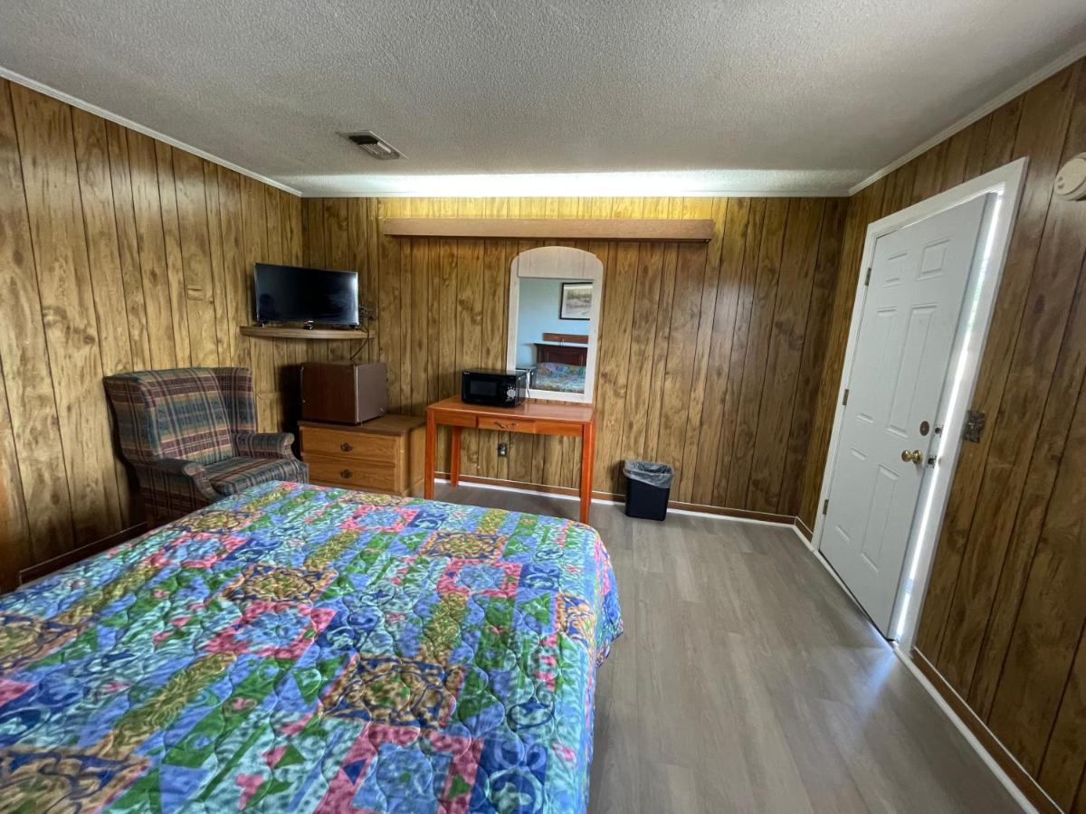 Pinelodge Motel Baxley Eksteriør billede