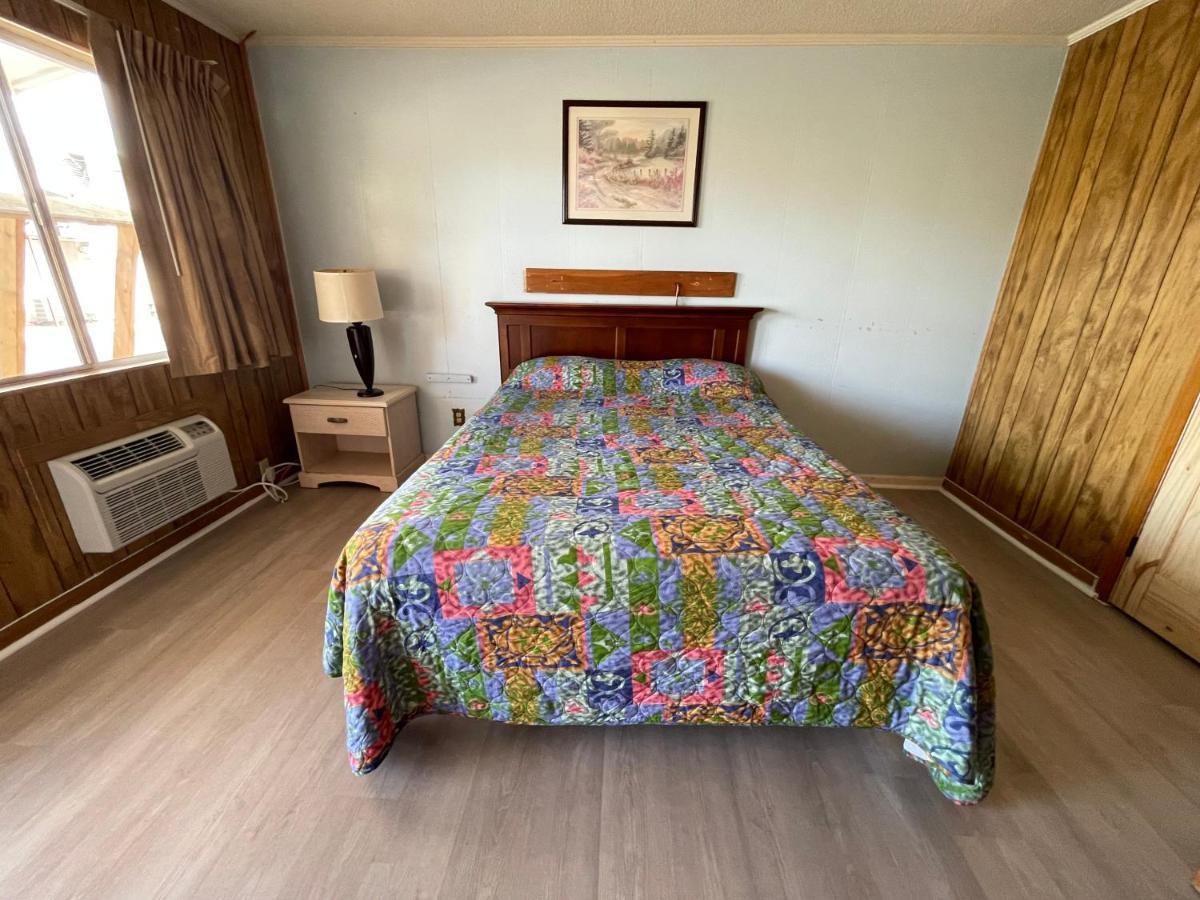 Pinelodge Motel Baxley Eksteriør billede