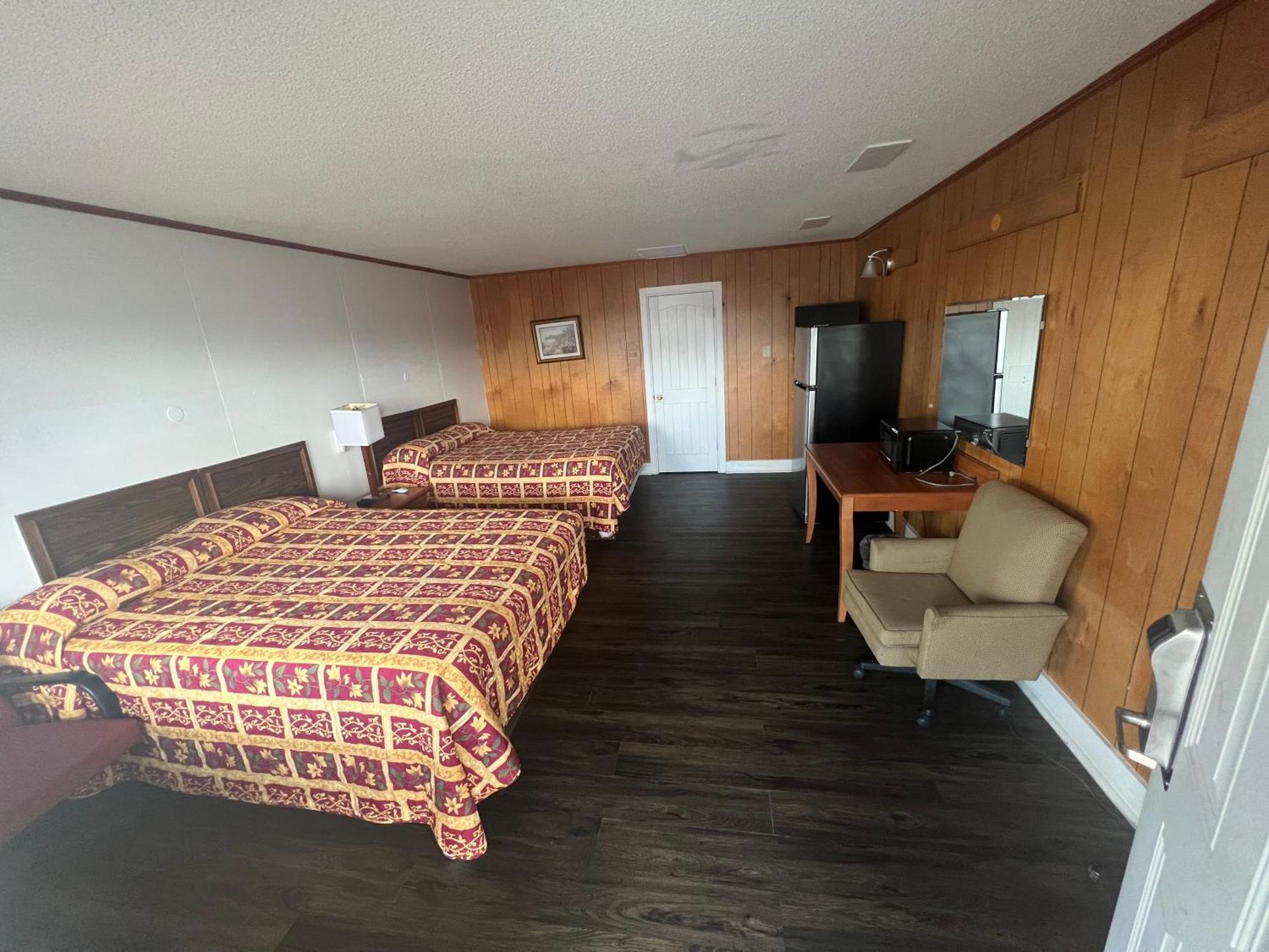Pinelodge Motel Baxley Eksteriør billede