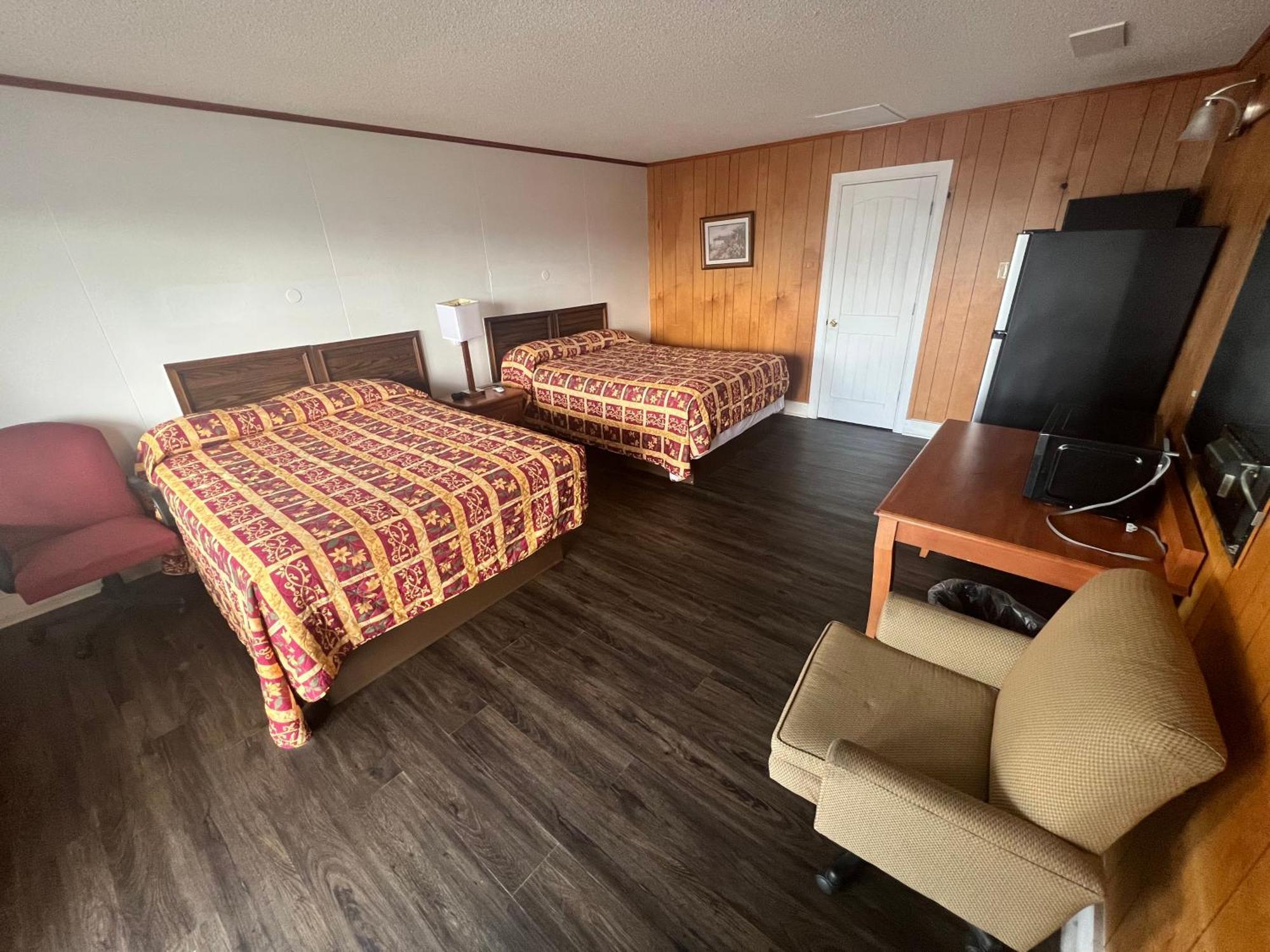 Pinelodge Motel Baxley Eksteriør billede
